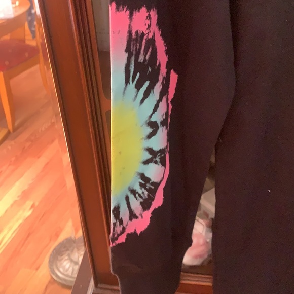 Hurley NWT long sleeve shirt super soft - Picture 2 of 8